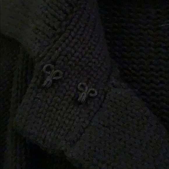 Banana Republic button down sweater. - Picture 4 of 5